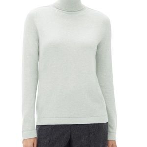 Lafayette 148 NY cashmere turtleneck, large NWT